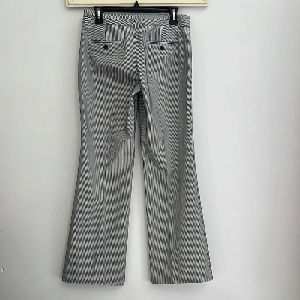 🎈Express Design Studio size 4 🆕 whit out tag 🏷️ - Picture 7 of 14